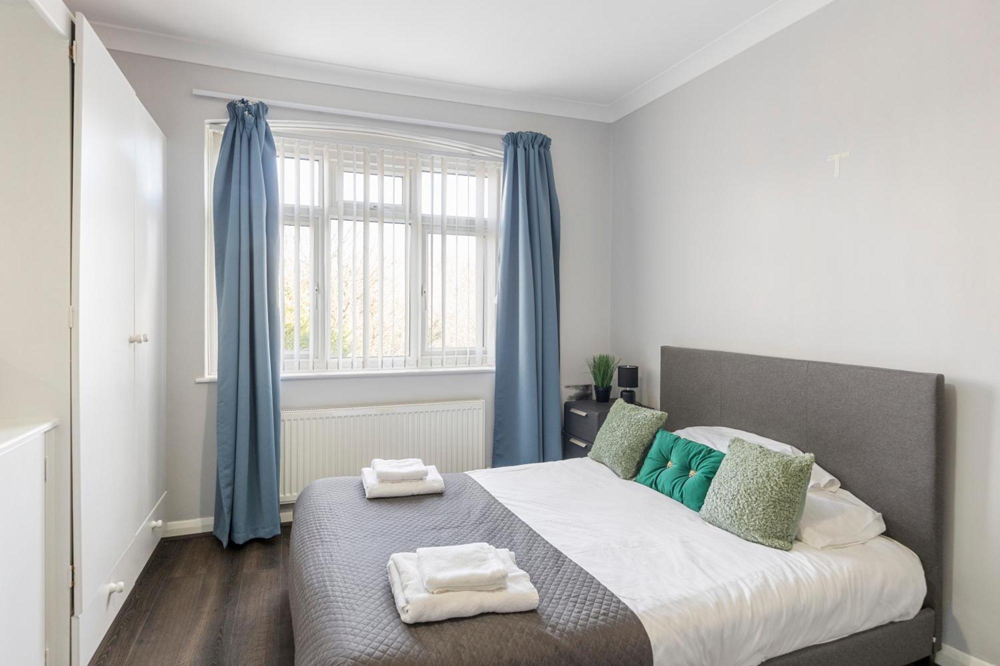 Chrystal Palace Stays With Free Parking Lambeth London Exterior photo